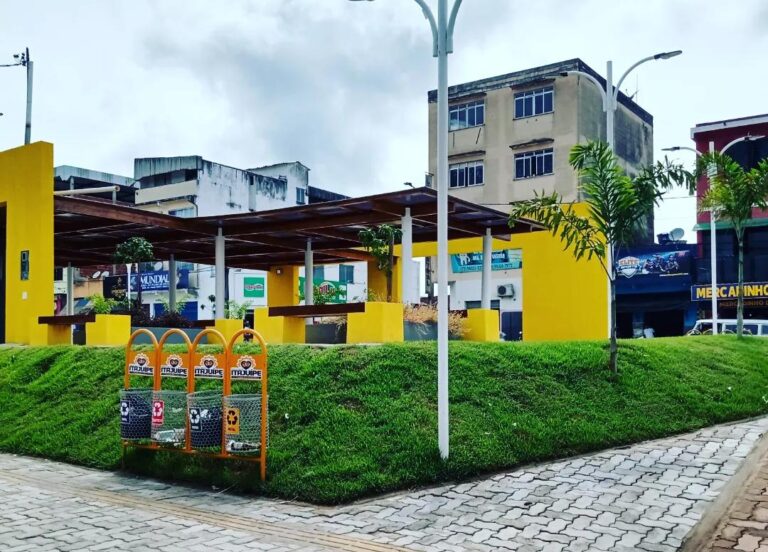 ITAJUÍPE: PRAÇA VEREADOR JOSÉ ADRY