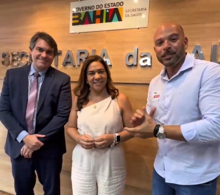 Prefeito Léo da Capoeira recebe equipamentos para a UFS da Pitangueiras