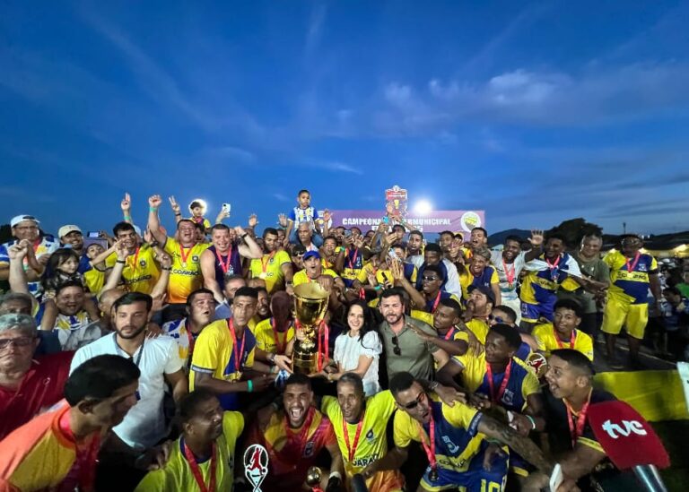 Coaraci é bicampeã do Intermunicipal 2025 após vitória nos pênaltis sobre Santo Amaro