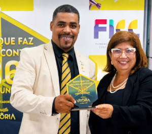 Revista Vitória homenageia Dr. Robenilson Torres durante celebrações pelos 116 anos de Itabuna